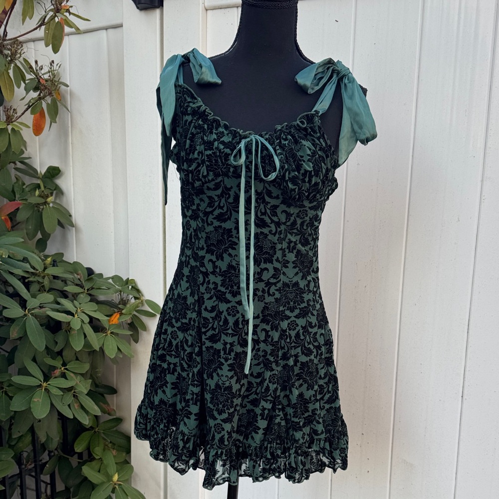 Sugar thrillz dress lg nwt